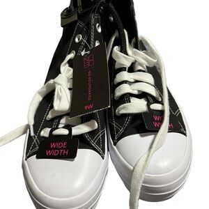 No Boundaries Lug Canvas Sneaker 9W